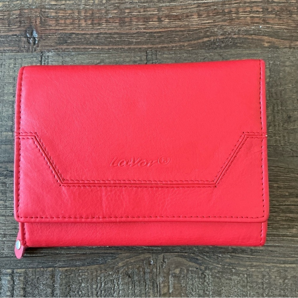 Lavor Woman’s Leather Red Wallet